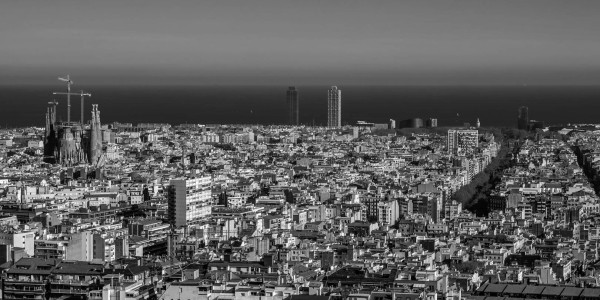 Derecho Inmobiliario / Abogados Inmobiliarios Ger · Mediación Conflictos Comunidades Vecinos / Propietarios