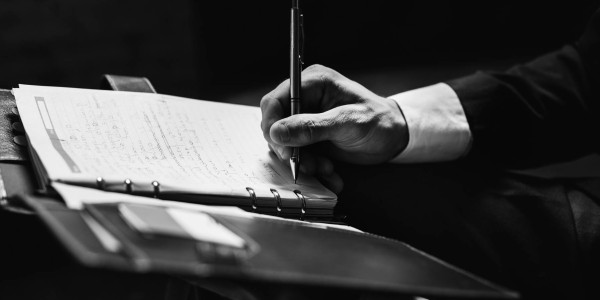 Derecho Mercantil / Abogados Mercantilistas Urús · Asesoramiento y Redacción de Contratos de Arrendamiento Comercial