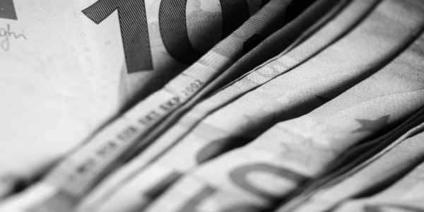 Derecho Penal / Abogados Penalistas en Pirineus · Delitos Económicos